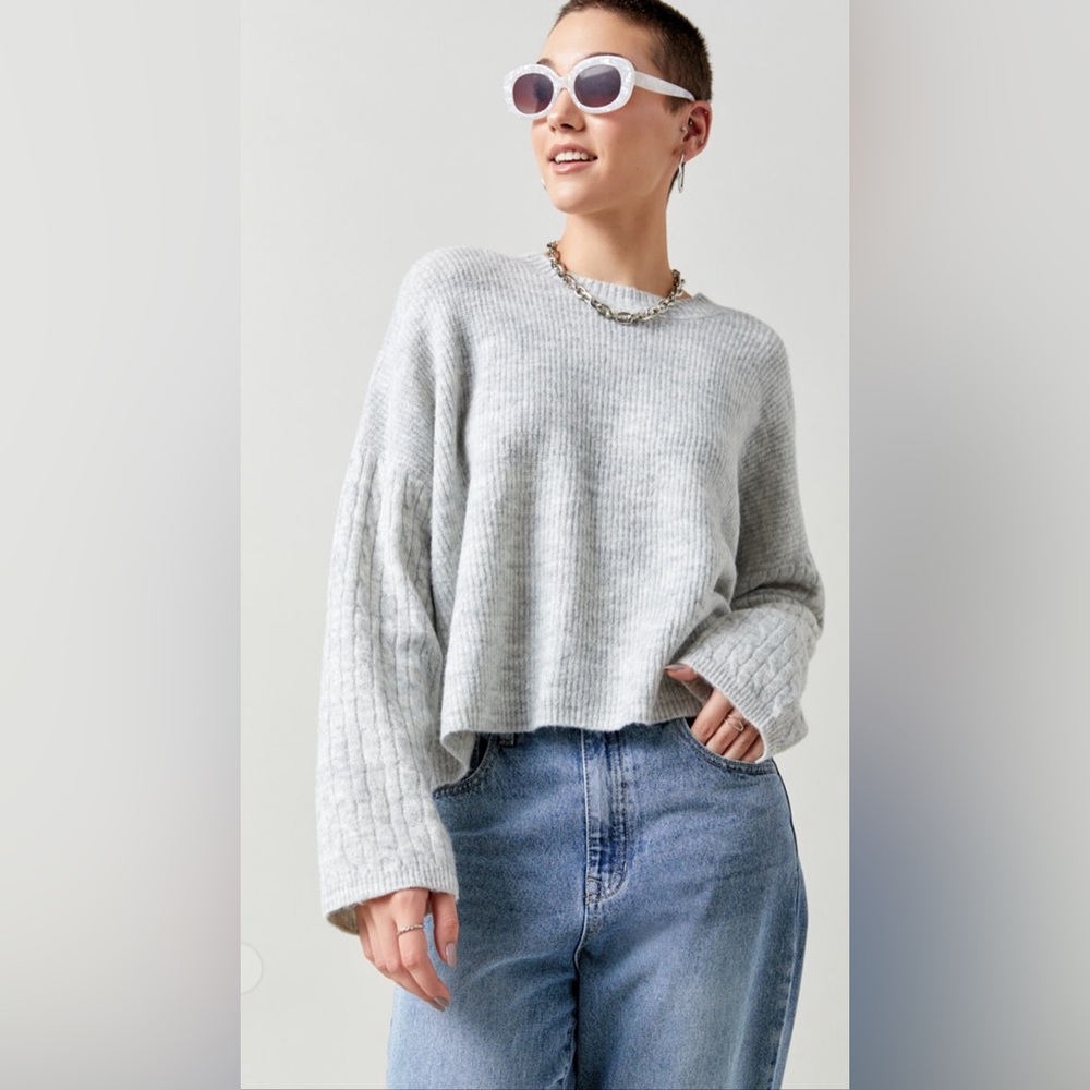🍁LAST 1️⃣ New With Tags Francesca’s Lucille Gray Cable Sweater🍁